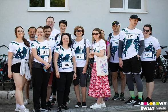 UNI-FORM w biegu „Daj piątaka na dzieciaka” 
